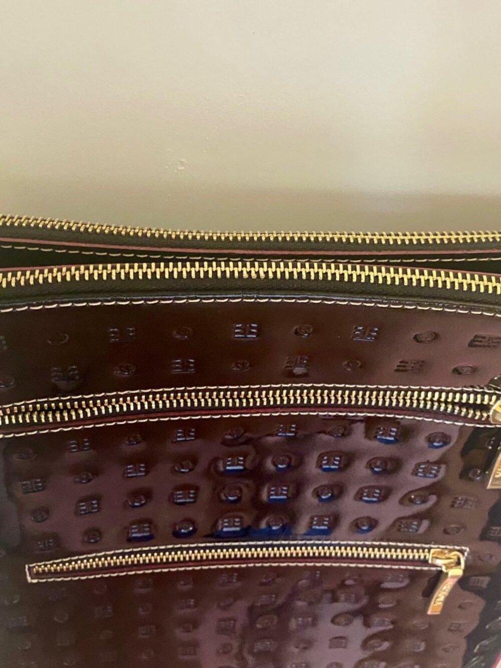 Arcadia Patent Leather Crossbody Bag Black Tan Strap Adjustable Made In Italy - Picture 3 of 9